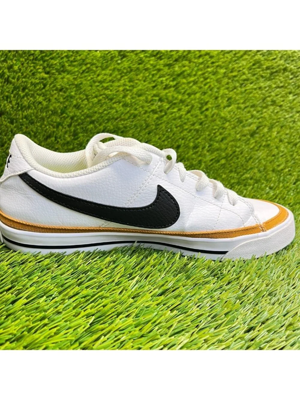 Nike Court Legacy Next Nature Womens Size 8 White Black Athletic Shoes Sneakers